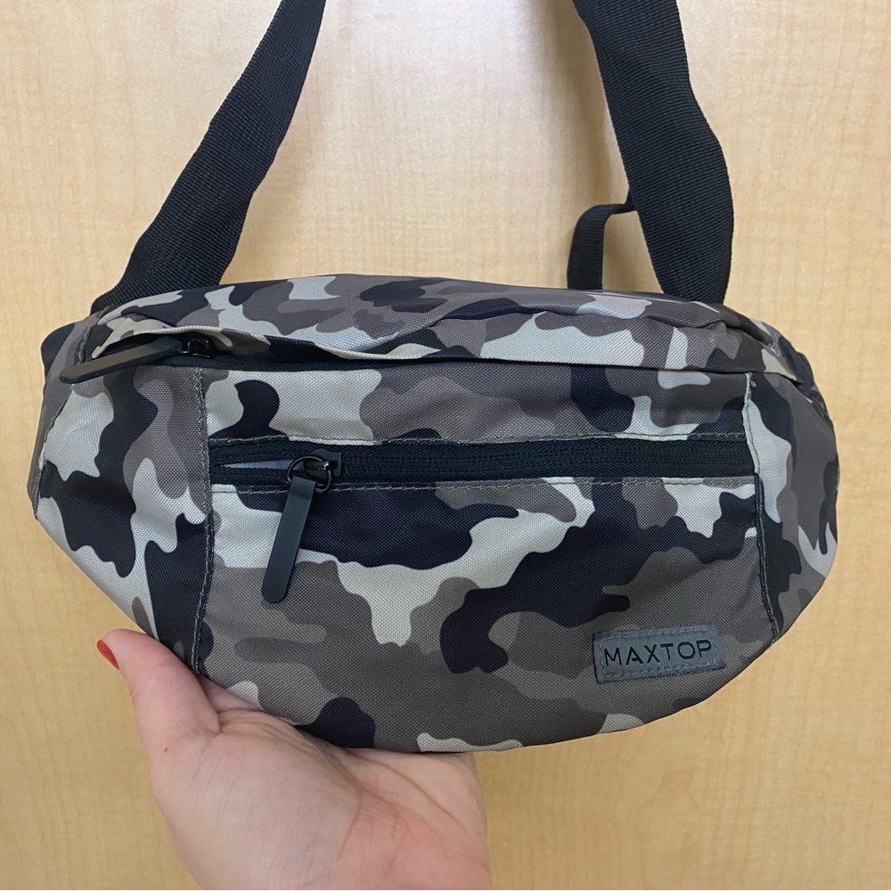 Camouflage Waist Bag - Black and Green